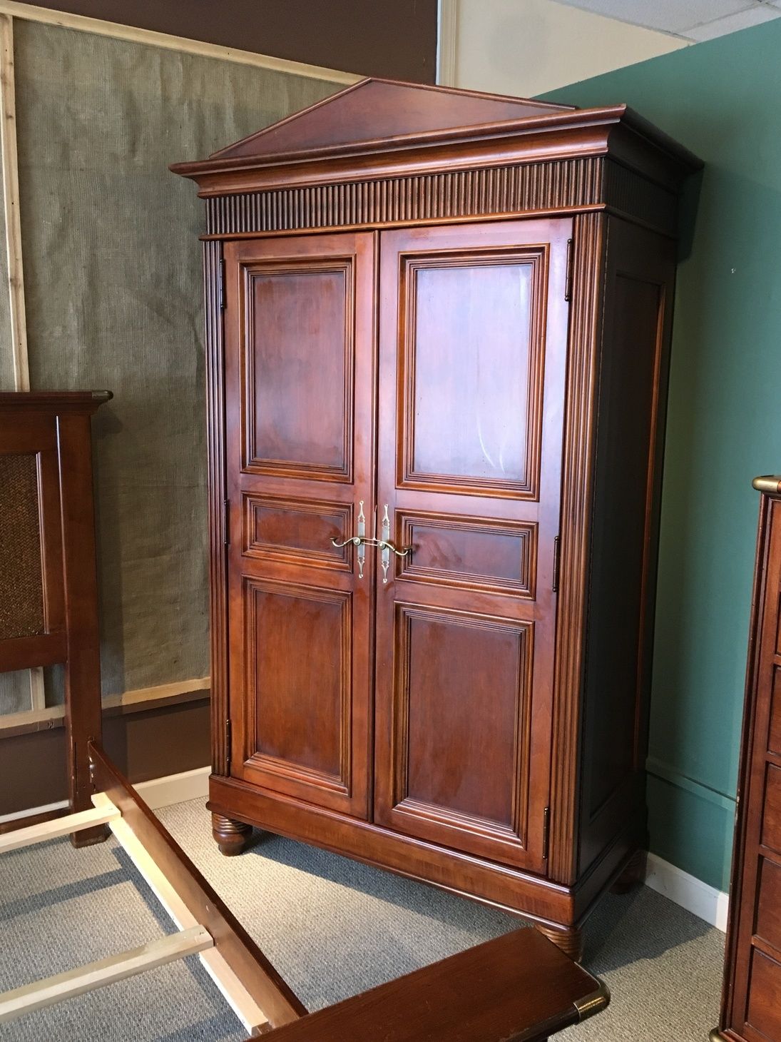 LEXINGTON ARMOIRE Allegheny Furniture Consignment