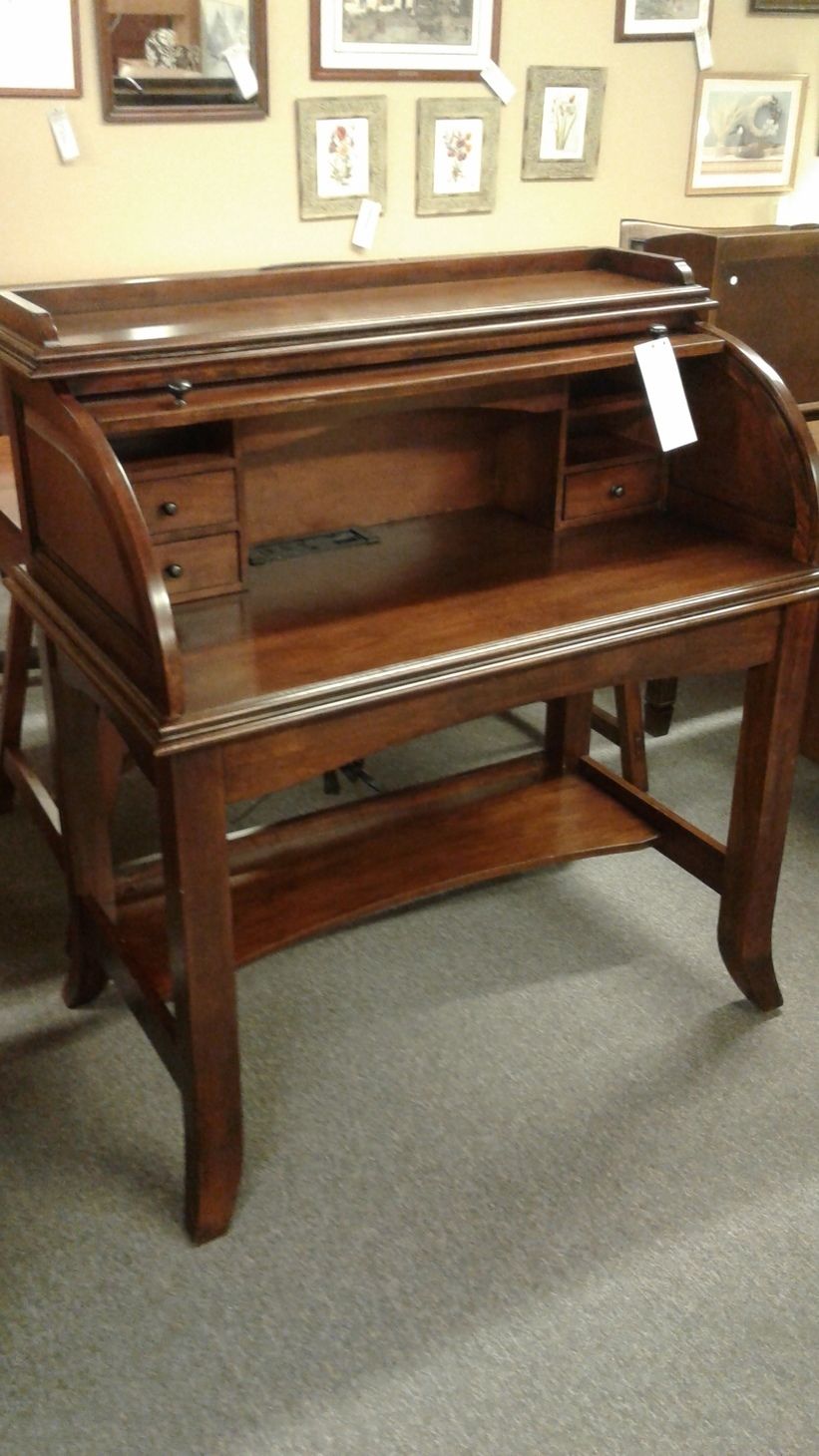 WHALEN DARK ROLL TOP DESK Delmarva Furniture Consignment