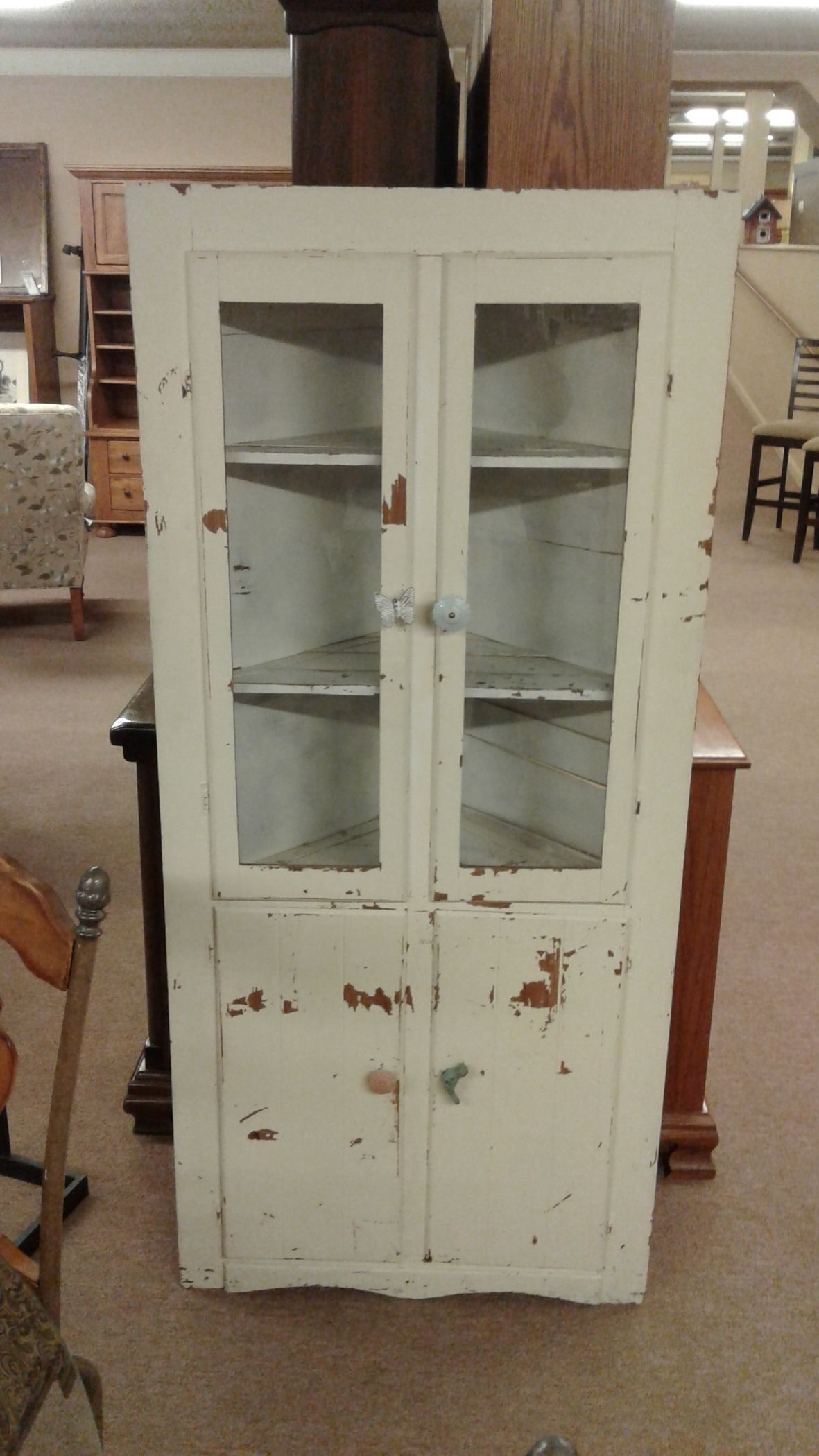 DISTRESSED CORNER Delmarva Furniture Consignment