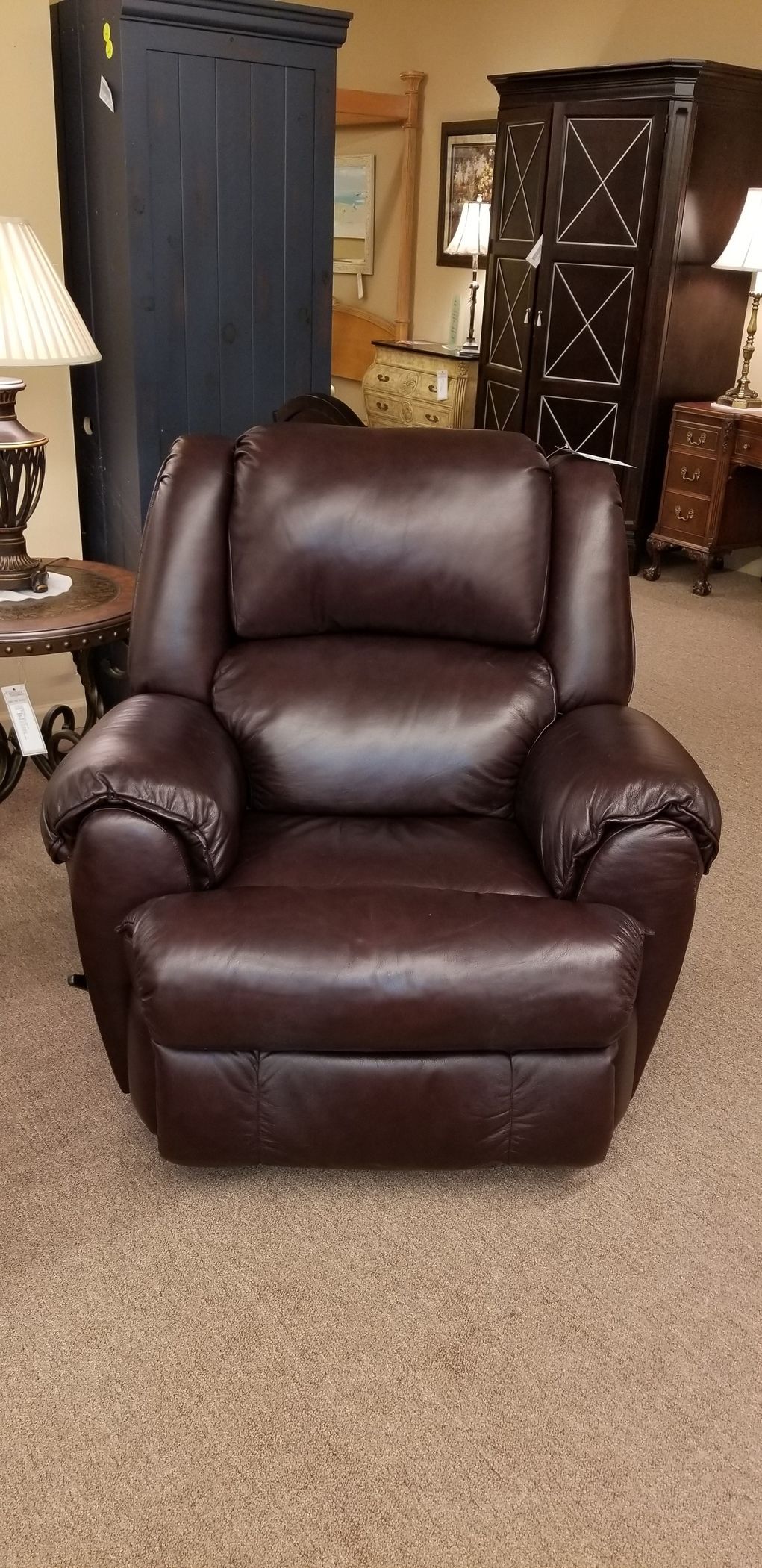LANE LEATHER RECLINER Delmarva Furniture Consignment