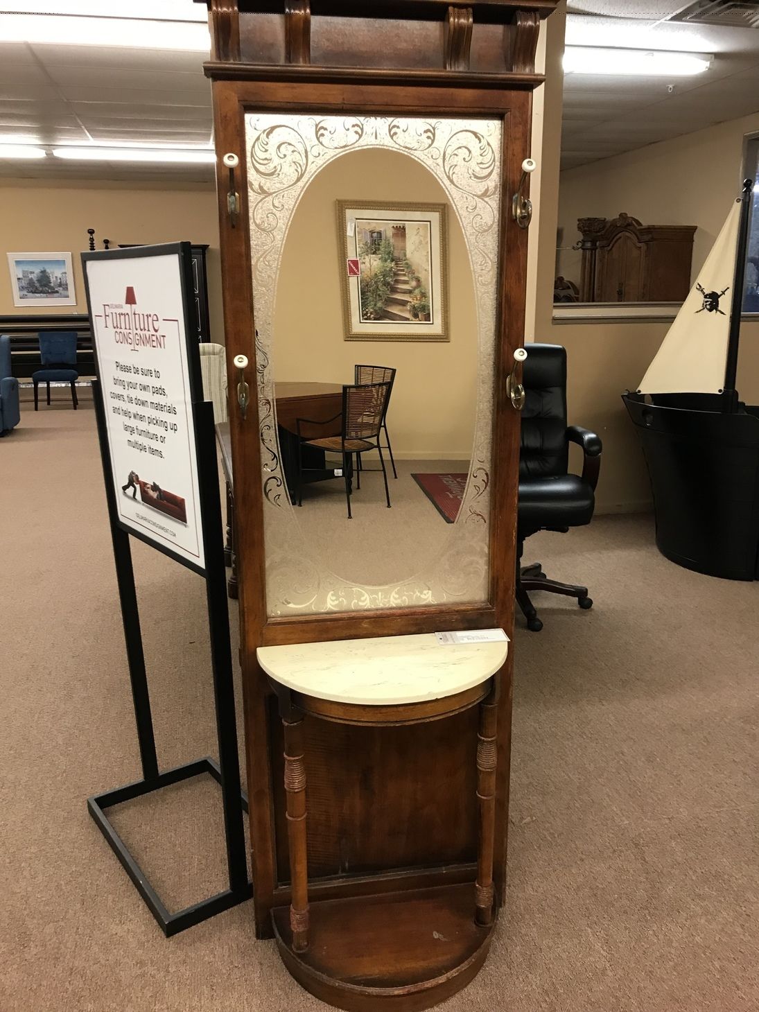 PULASKI ENTRY HALL TREE Delmarva Furniture Consignment