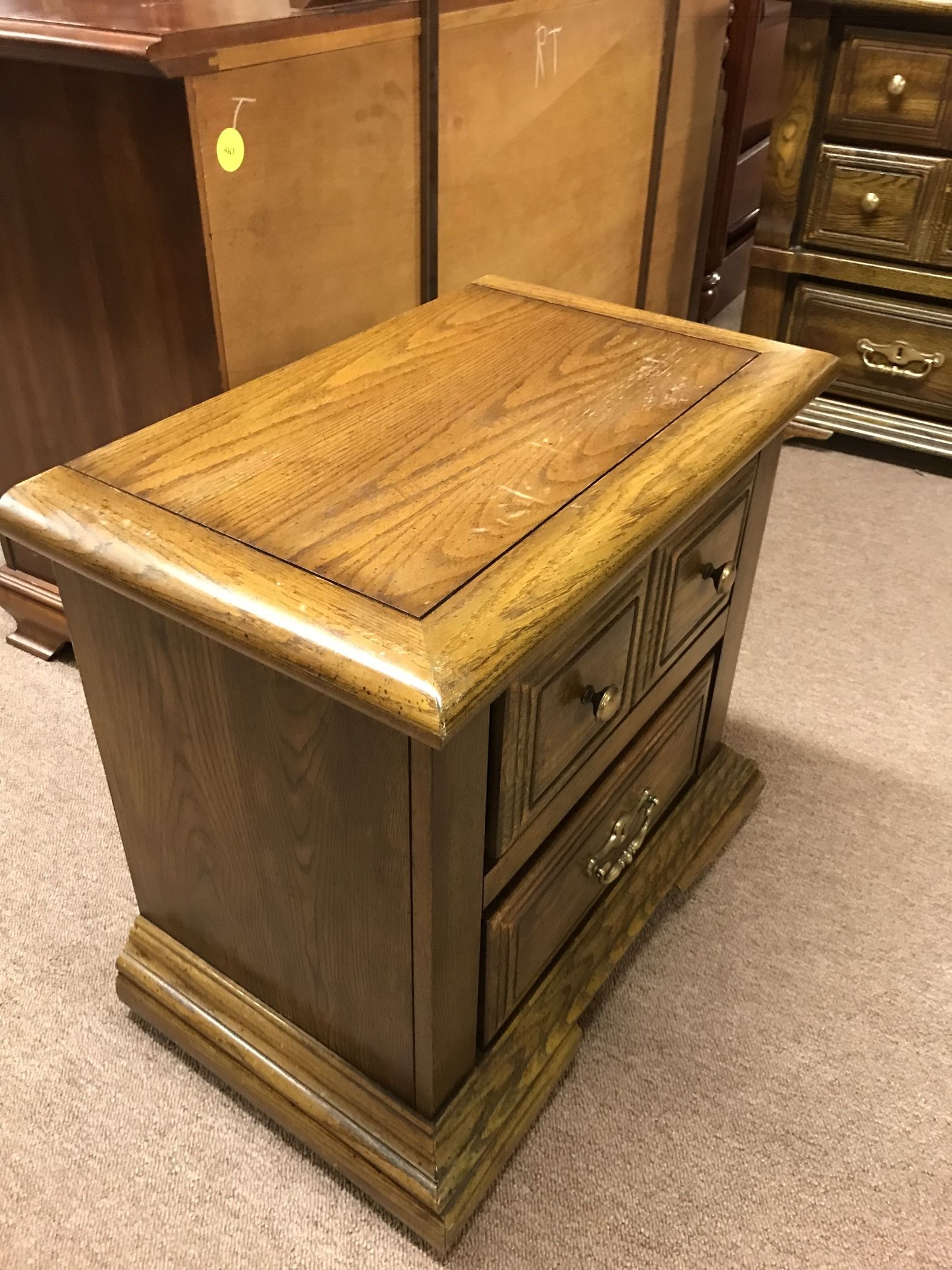 DARK OAK NIGHTSTAND Delmarva Furniture Consignment