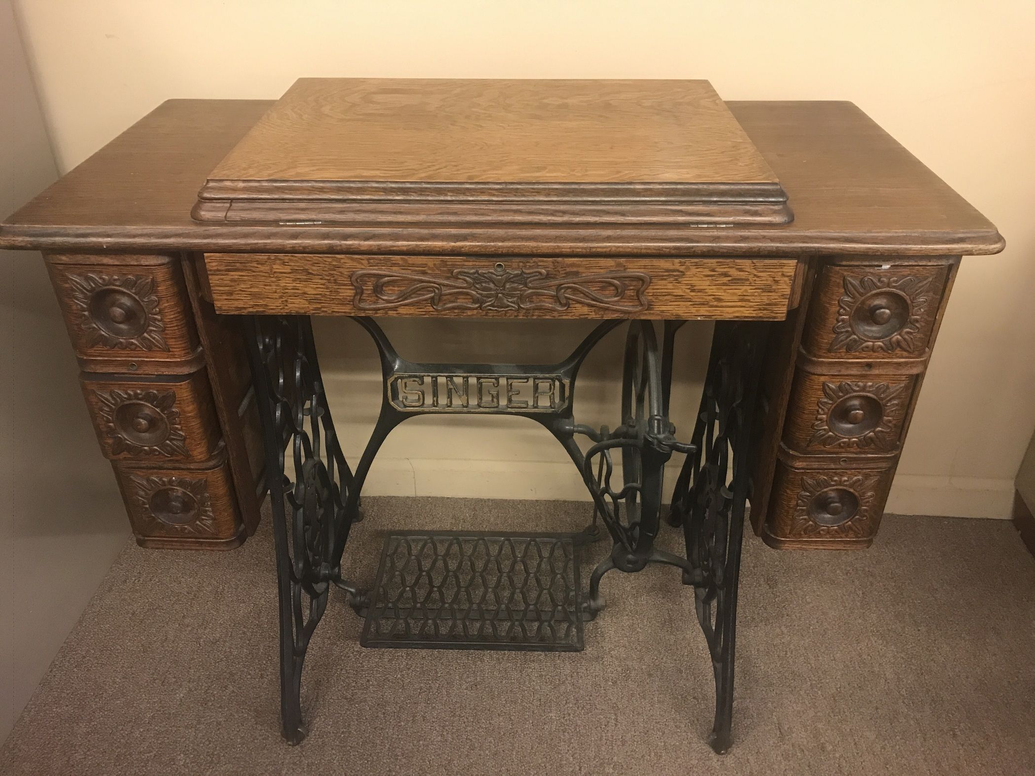 ANTIQUE SINGER SEWING MACHINE Delmarva Furniture Consignment