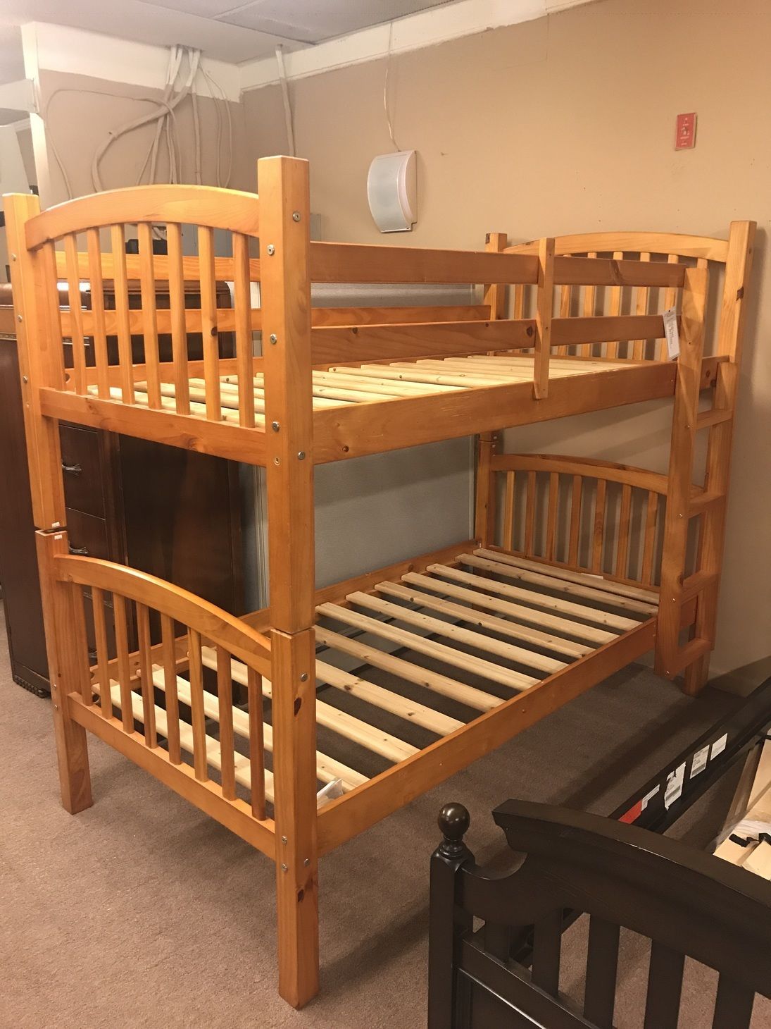 PINE TWIN BUNK BED Delmarva Furniture Consignment