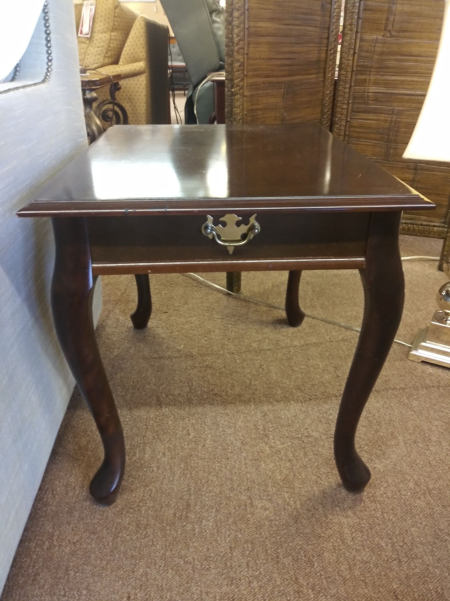 2 CHERRY QUEEN ANNE END TABLES Delmarva Furniture Consignment
