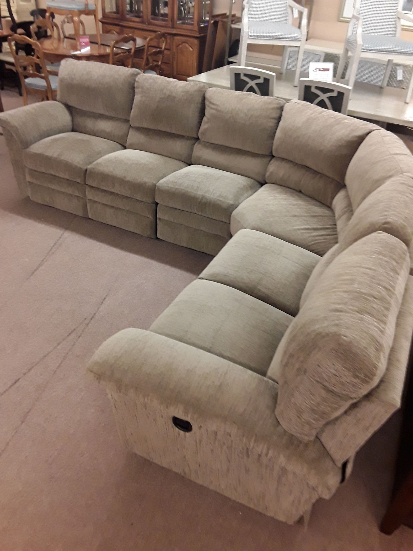 LA Z BOY SECTIONAL 2 RECLINERS Delmarva Furniture Consignment