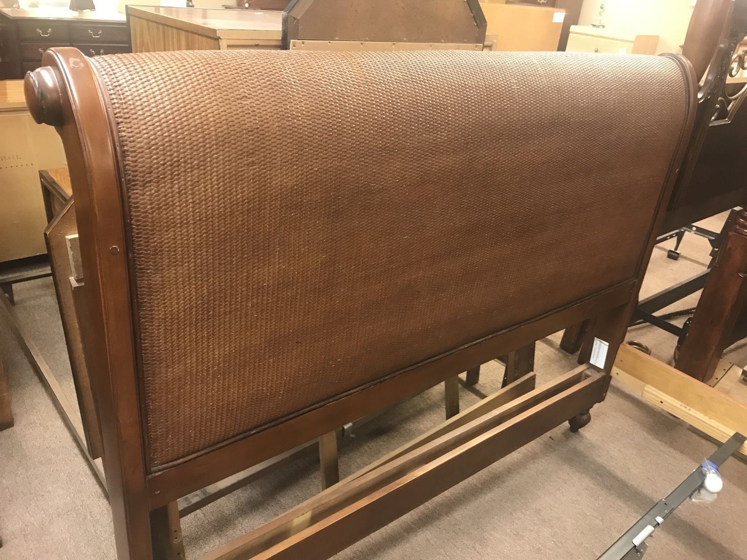 TOMMY BAHAMA QN SLEIGH BED Delmarva Furniture Consignment