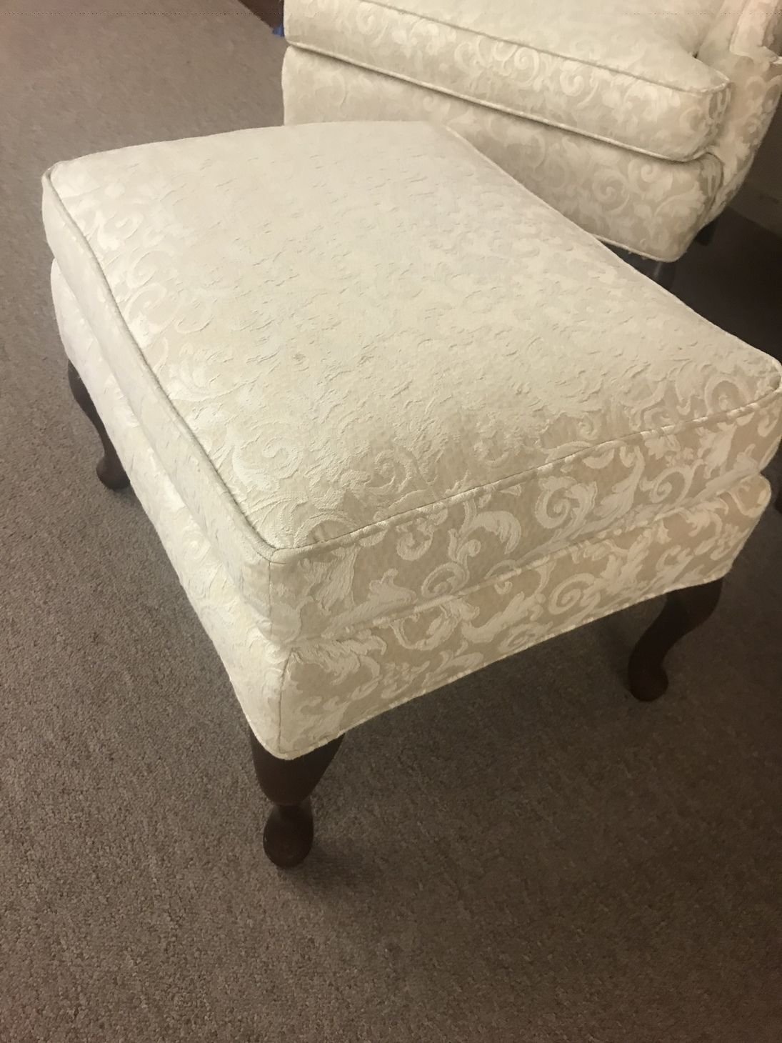 CLAYTON MARCUS WING CH/OTTO SE | Delmarva Furniture Consignment