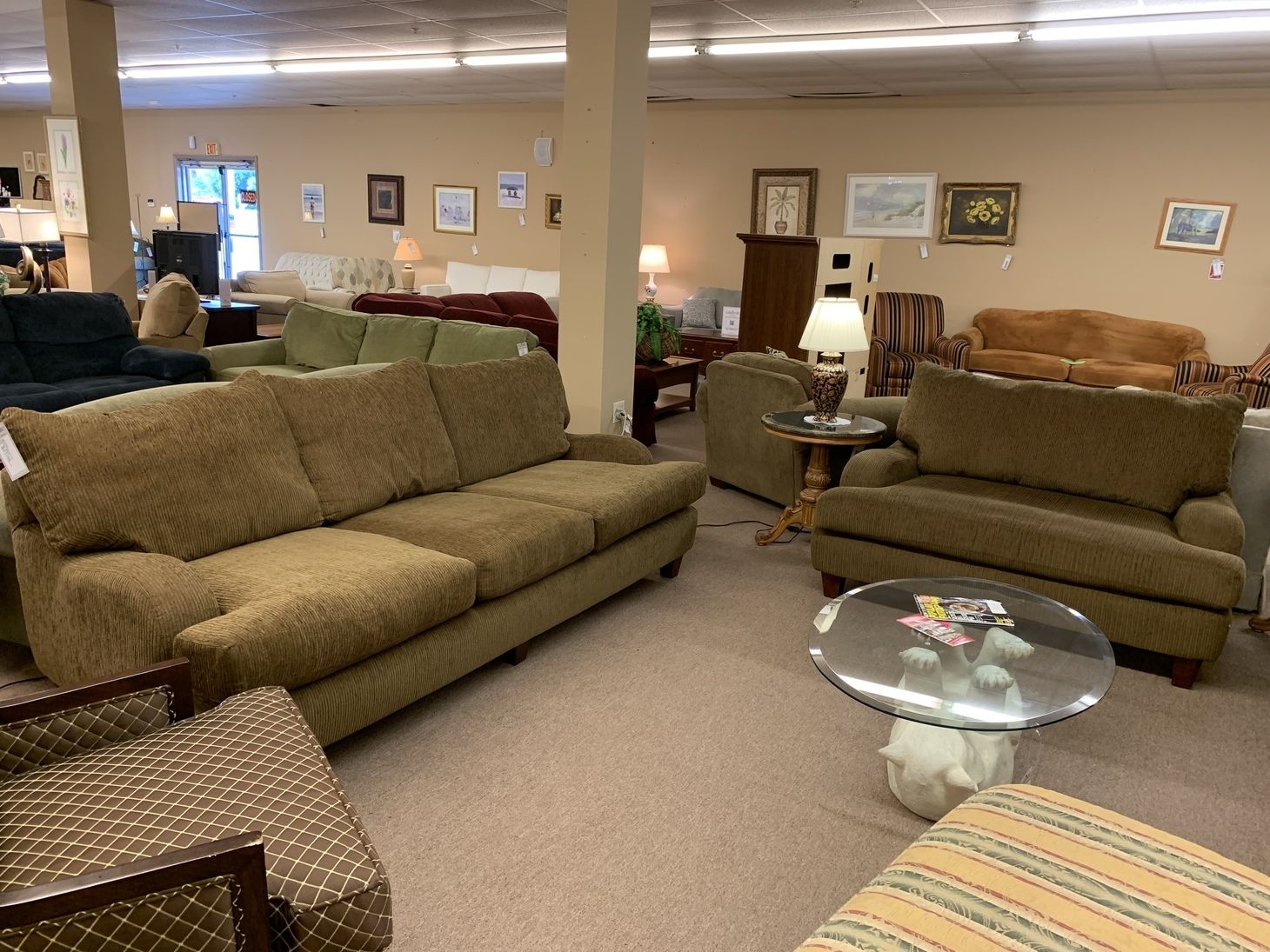 BROYHILL SOFA & LOVE SEAT Delmarva Furniture Consignment