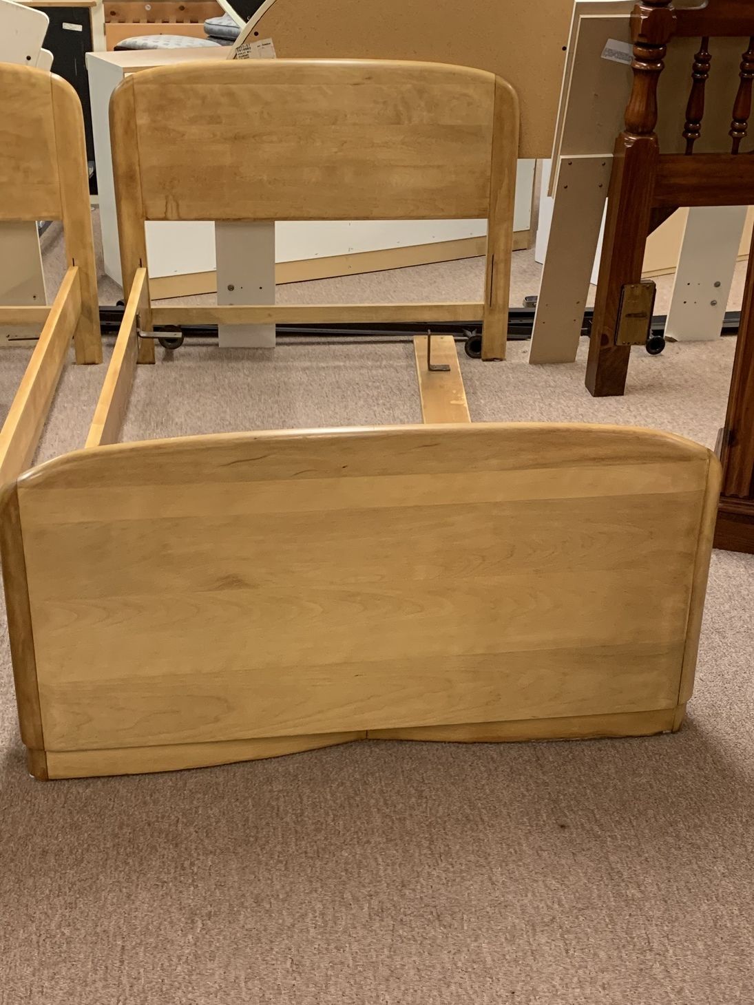 HEYWOODWAKEFIELD TWIN BED Delmarva Furniture Consignment